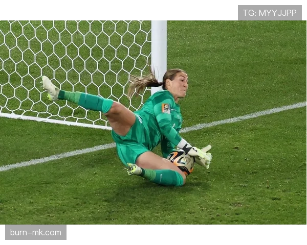 亚洲杯金手套花落谁家?最佳门将表现全解析