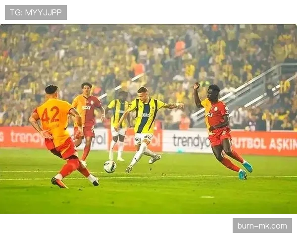 加拉塔萨雷边路提速显成效，战术革新助力球队竞争力跃升