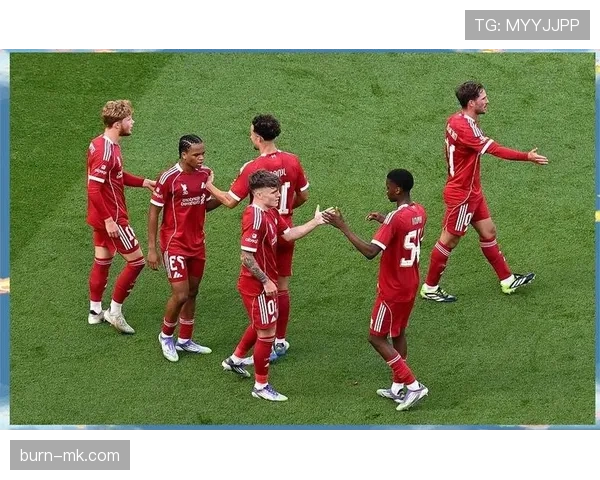 利物浦火力全开,稳健攻势引战术界深度解析 利物浦火力全开,稳健攻势引战术界深度解析