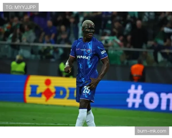 凯塞多持续提升在中场的表现,带领球队向辉煌迈进 凯塞多持续提升在中场的表现,带领球队向辉煌迈进