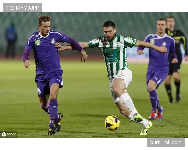 兰斯主场优势明显,近期战绩表现稳健 兰斯主场优势明显,近期战绩表现稳健